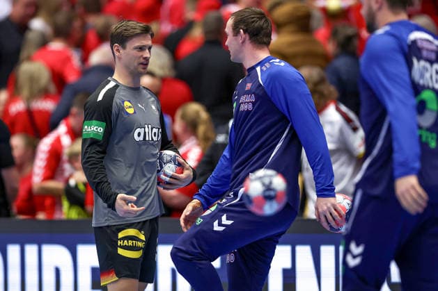 24 01 2026, Handball, Men s EHF EURO 2026, Germany Norway, Jyske Bank Boxen in Herning, Denmark, Main Round Rune Dahmke Germany 34 next to Sander Sagosen Norway 05 Denmark