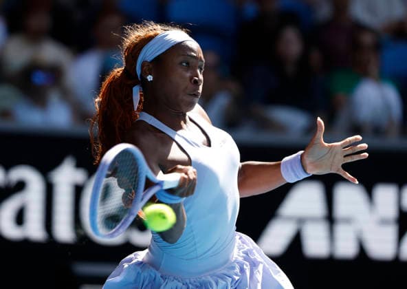 TENNIS AUSTRALIAN OPEN, Coco Gauff of USA in action during the Women™s 4th round match against Karolina Muchova of the Czech Republic on day 8 of the 2026 Australian Open tennis tournament at Melbourne Park in Melbourne, Sunday, January 25, 2026. ( NO ARCHIVING MELBOURNE VICTORIA AUSTRALIA  Copyright: xROBxPREZIOSOx 20260125118212490020
