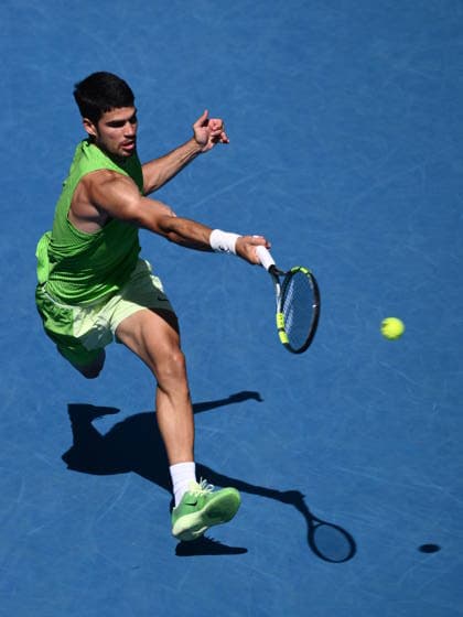 TENNIS AUSTRALIAN OPEN, Carlos Alcaraz of Spain in action during the Men™s 4th round match against Tommy Paul of USA on day 8 of the 2026 Australian Open tennis tournament at Melbourne Park in Melbourne, Sunday, January 25, 2026. ( NO ARCHIVING MELBOURNE VICTORIA AUSTRALIA  Copyright: xJOELxCARRETTx 20260125147833146263