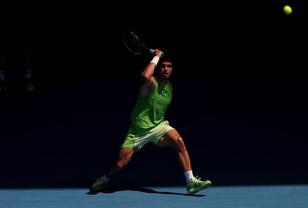 Carlos Alcaraz of Spain in action Australian Open tennis tournament, Day Eight, Melbourne Park, Australia - 25 Jan 2026Melbourne Melbourne Park Victoria (VIC) Australia  Copyright: xEllaxLing Shutterstockx 16380468l
