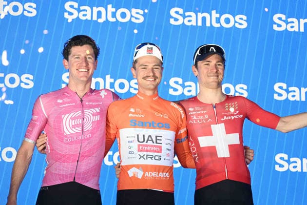 25-01-2026 Tour Down Under; Tappa 05 Stirling - Stirling; 2026, Uae Emirates - Xrg; 2026, Jayco Aula; 2026, Ef Education - Easypost; Vine, Jai; Schmid, Mauro; Sweeny, Harrison; Stirling; 