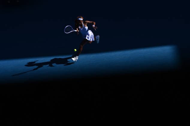 TENNIS AUSTRALIAN OPEN, Coco Gauff of USA in action during the Women™s 4th round match against Karolina Muchova of the Czech Republic on day 8 of the 2026 Australian Open tennis tournament at Melbourne Park in Melbourne, Sunday, January 25, 2026. ( NO ARCHIVING MELBOURNE VICTORIA AUSTRALIA  Copyright: xJOELxCARRETTx 20260125153460621160