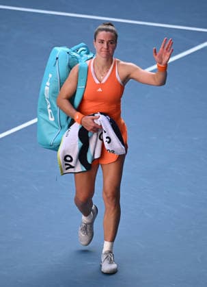 TENNIS AUSTRALIAN OPEN, Karolina Muchova of the Czech Republic departs following her loss in the Women™s 4th round match against Coco Gauff of USA on day 8 of the 2026 Australian Open tennis tournament at Melbourne Park in Melbourne, Sunday, January 25, 2026. ( NO ARCHIVING MELBOURNE VICTORIA AUSTRALIA  Copyright: xJOELxCARRETTx 20260125145330221918