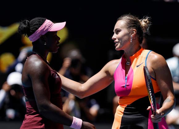 (260125) -- MELBOURNE, Jan. 25, 2026 -- Aryna Sabalenka (R) greets Victoria Mboko after the women s singles 4th round match between Aryna Sabalenka of Belarus and Victoria Mboko of Canada at the Australian Open tennis tournament in Melbourne, Australia, Jan. 25, 2026. ) (SP)AUSTRALIA-MELBOURNE-TENNIS-AUSTRALIAN OPEN-WOMEN S SINGLES MaxPing 