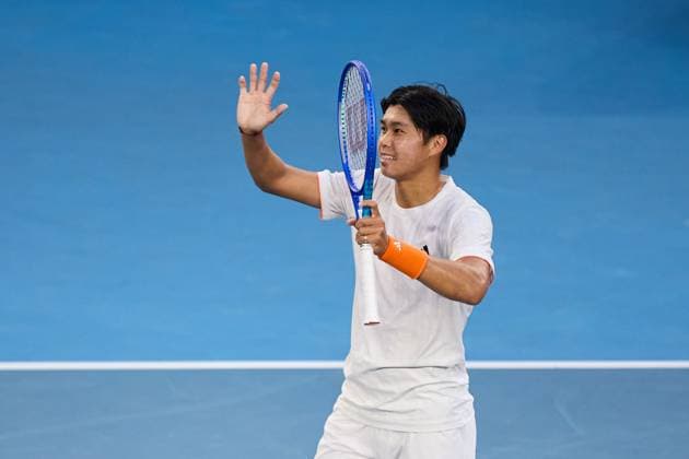 Learner Tien of the United States of America celebrates winning his match Australian Open tennis tournament, Day Eight, Melbourne Park, Australia - 25 Jan 2026Melbourne Melbourne Park Victoria (VIC) Australia  Copyright: xRachelxBach Shutterstockx 16380469do
