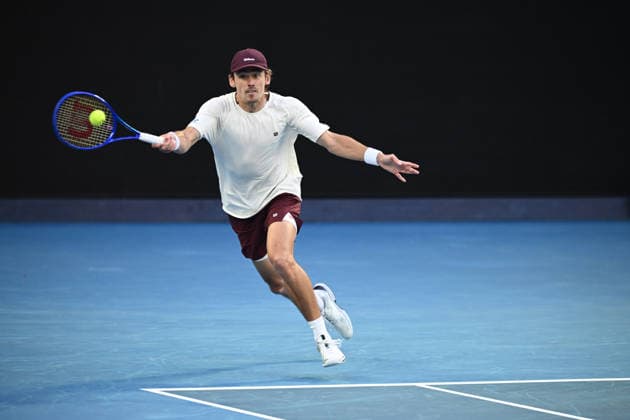 TENNIS AUSTRALIAN OPEN, Alex de Minaur of Australia in action during the Men™s 4th round match against Alexander Bublik of Kazakhstan on day 8 of the 2026 Australian Open tennis tournament at Melbourne Park in Melbourne, Sunday, January 25, 2026. ( NO ARCHIVING MELBOURNE VICTORIA AUSTRALIA  Copyright: xJOELxCARRETTx 20260125142394986707