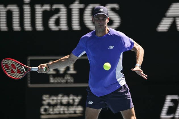 Australian Open 2026 MELBOURNE, AUSTRALIA - JANUARY 25: Tommy Paul of United States in action against Carlos Alcaraz of Spain (not seen) during round 4 at the Australian Open grand slam tennis tournament at Melbourne Park in Melbourne, Australia on January 25, 2026 Mark Avellino Anadolu Melbourne Australia. Editorial use only. Please get in touch for any other usage.  Copyright: x2026xAnadoluxMarkxAvellinox