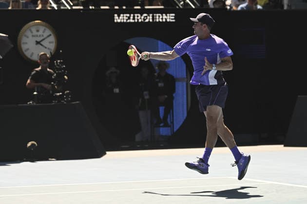 Australian Open 2026 MELBOURNE, AUSTRALIA - JANUARY 25: Tommy Paul of United States in action against Carlos Alcaraz of Spain (not seen) during round 4 at the Australian Open grand slam tennis tournament at Melbourne Park in Melbourne, Australia on January 25, 2026 Mark Avellino Anadolu Melbourne Australia. Editorial use only. Please get in touch for any other usage.  Copyright: x2026xAnadoluxMarkxAvellinox