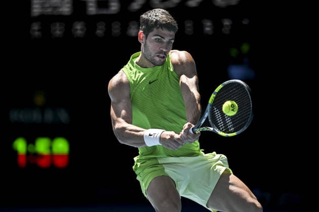 Australian Open 2026 MELBOURNE, AUSTRALIA - JANUARY 25: Carlos Alcaraz (ESP) in action against Tommy Paul (USA) (not seen) during round 4 at the Australian Open grand slam tennis tournament at Melbourne Park in Melbourne, Australia on January 25, 2026 Mark Avellino Anadolu Melbourne Australia. Editorial use only. Please get in touch for any other usage.  Copyright: x2026xAnadoluxMarkxAvellinox