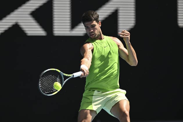Australian Open 2026 MELBOURNE, AUSTRALIA - JANUARY 25: Carlos Alcaraz (ESP) in action against Tommy Paul (USA) (not seen) during round 4 at the Australian Open grand slam tennis tournament at Melbourne Park in Melbourne, Australia on January 25, 2026 Mark Avellino Anadolu Melbourne Australia. Editorial use only. Please get in touch for any other usage.  Copyright: x2026xAnadoluxMarkxAvellinox
