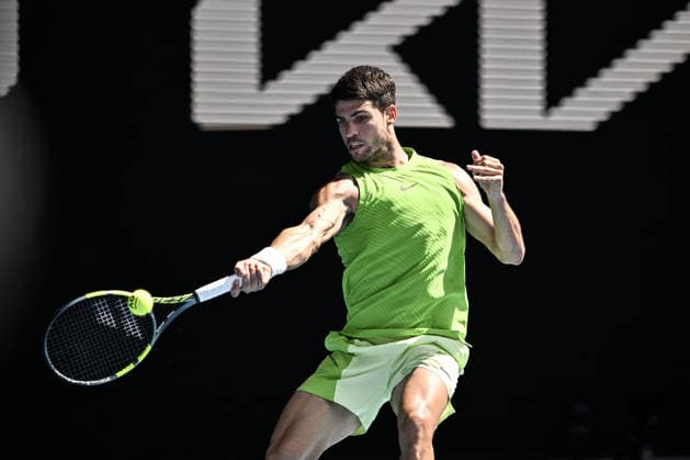Australian Open 2026 MELBOURNE, AUSTRALIA - JANUARY 25: Carlos Alcaraz (ESP) in action against Tommy Paul (USA) (not seen) during round 4 at the Australian Open grand slam tennis tournament at Melbourne Park in Melbourne, Australia on January 25, 2026 Mark Avellino Anadolu Melbourne Australia. Editorial use only. Please get in touch for any other usage.  Copyright: x2026xAnadoluxMarkxAvellinox