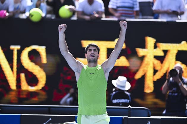 Australian Open 2026 MELBOURNE, AUSTRALIA - JANUARY 25: Carlos Alcaraz (ESP) reaction after winning the match against Tommy Paul (USA) (not seen) during round 4 at the Australian Open grand slam tennis tournament at Melbourne Park in Melbourne, Australia on January 25, 2026 Mark Avellino Anadolu Melbourne Australia. Editorial use only. Please get in touch for any other usage.  Copyright: x2026xAnadoluxMarkxAvellinox