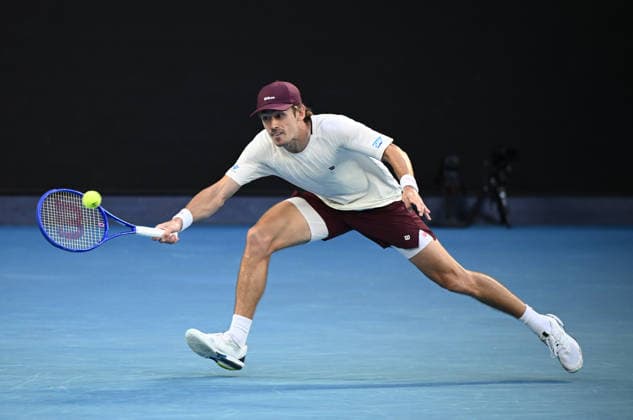 TENNIS AUSTRALIAN OPEN, Alex de Minaur of Australia in action during the Men™s 4th round match against Alexander Bublik of Kazakhstan on day 8 of the 2026 Australian Open tennis tournament at Melbourne Park in Melbourne, Sunday, January 25, 2026. ( NO ARCHIVING MELBOURNE VICTORIA AUSTRALIA  Copyright: xJOELxCARRETTx 20260125176418329469