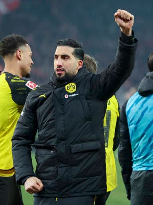 Emre Can Borussia Dortmund cheer, Bundesliga, 1 FC Union Berlin v Borussia Dortmund, Stadion An der Alten Försterei on January 24, 2026 in Berlin, Germany Photo by Marco Steinbrenner DeFodi Images Emre Can Borussia Dortmund cheer, Bundesliga, 1 FC Union Berlin v Borussia Dortmund, Stadion An der Alten Försterei, January 24, 2026 in Berlin, Germany Photo by Marco Steinbrenner DeFodi Images DFL regulations prohibit any use of photographs as image sequences and or quasi video