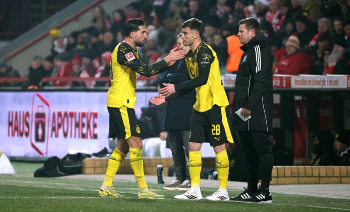 Auswechselung Emre Can, Einwechselung Aaron Anselmino Fußball Fussball Bundesliga Herren DFL 19. Spieltag Saison 2025 2026 24.01.2026 1.FC Union Berlin FCU vs. BVB Borussia Dortmund DFL regulations prohibit any use of photographs as image sequences and or quasi-video. *** Substitution Emre Can, Substitution Aaron Anselmino Sport Fußball Fußball Bundesliga Herren DFL 19 Spieltag Saison 2025 2026 24 01 2026 1 FC Union Berlin FCU vs BVB Borussia Dortmund DFL regulations prohibit any use of photographs as image sequences and or quasi video
