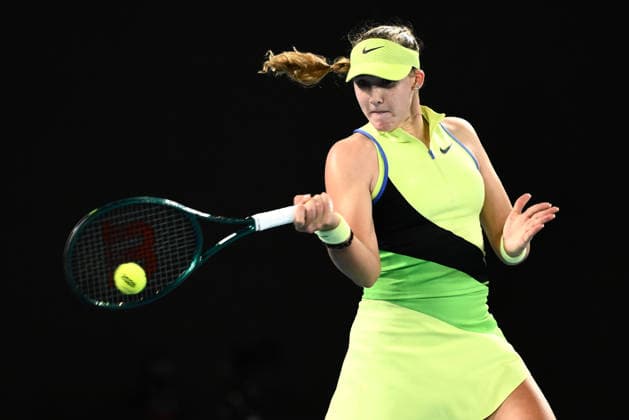 TENNIS AUSTRALIAN OPEN, Mirra Andreeva of Russia in action during the Women™s 4th round match against Elina Svitolina of Ukraine on day 8 of the 2026 Australian Open tennis tournament at Melbourne Park in Melbourne, Sunday, January 25, 2026. ( NO ARCHIVING MELBOURNE VICTORIA AUSTRALIA  Copyright: xJOELxCARRETTx 20260125186669941173