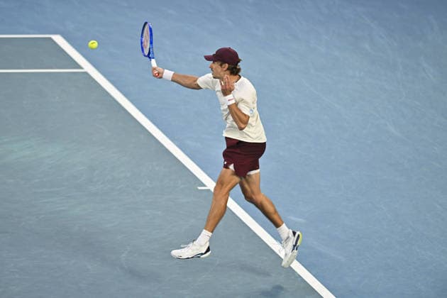 Australian Open 2026 MELBOURNE, AUSTRALIA - JANUARY 25: Alex de Minaur (AUS) in action against Alexander Bublik (KAZ) (not seen) in round 4 at the Australian Open grand slam tennis tournament at Melbourne Park in Melbourne, Australia on January 25, 2026 Mark Avellino Anadolu Melbourne Australia. Editorial use only. Please get in touch for any other usage.  Copyright: x2026xAnadoluxMarkxAvellinox