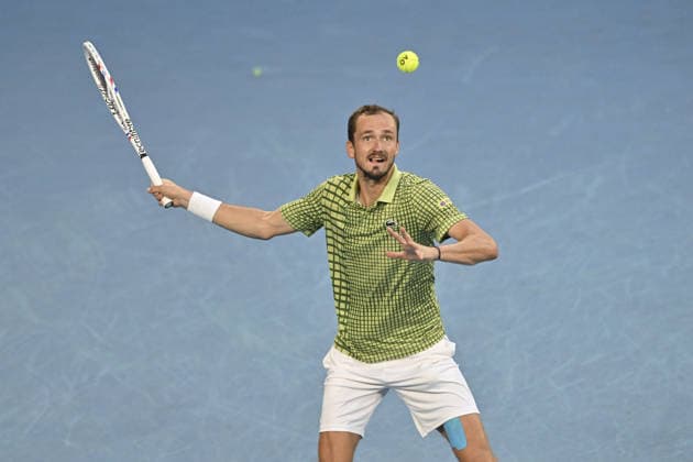 Australian Open 2026 MELBOURNE, AUSTRALIA - JANUARY 25: Daniil Medvedev in action against Learner Tien (USA) (not seen) in round 4 at the Australian Open grand slam tennis tournament at Melbourne Park in Melbourne, Australia on January 25, 2026 Mark Avellino Anadolu Melbourne Australia. Editorial use only. Please get in touch for any other usage.  Copyright: x2026xAnadoluxMarkxAvellinox