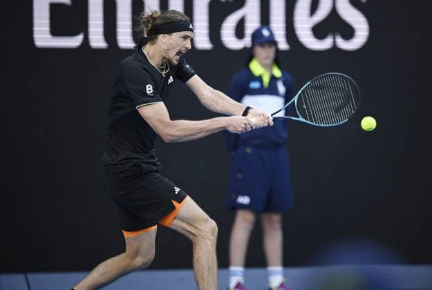(260125) -- MELBOURNE, Jan. 25, 2026 -- Alexander Zverev hits a return during the men s singles 4th round match between Alexander Zverev of Germany and Francisco Cerundolo of Argentina at the Australian Open tennis tournament in Melbourne, Australia, Jan. 25, 2026. (Photo by Xinhua) (SP)AUSTRALIA-MELBOURNE-TENNIS-AUSTRALIAN OPEN-MEN S SINGLES WangxShen 