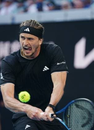 (260125) -- MELBOURNE, Jan. 25, 2026 -- Alexander Zverev hits a return during the men s singles 4th round match between Alexander Zverev of Germany and Francisco Cerundolo of Argentina at the Australian Open tennis tournament in Melbourne, Australia, Jan. 25, 2026. (Photo by Xinhua) (SP)AUSTRALIA-MELBOURNE-TENNIS-AUSTRALIAN OPEN-MEN S SINGLES WangxShen 