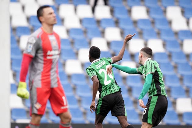 Sassuolo™s Alieu Fadera celebrates after scoring the 1-0 goal for his team during the Serie A soccer match between Sassuolo and Cremonese at the Mapei Stadium CittÃ del Tricolore in Reggio Emilia, north Italy - Sunday, January 25, 2026 - - Soccer -  Copyright: xMassimoxPaolone LaPressex