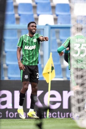 Sassuolo™s Alieu Fadera celebrates after scoring the 1-0 goal for his team during the Serie A soccer match between Sassuolo and Cremonese at the Mapei Stadium CittÃ del Tricolore in Reggio Emilia, north Italy - Sunday, January 25, 2026 - - Soccer -  Copyright: xMassimoxPaolone LaPressex
