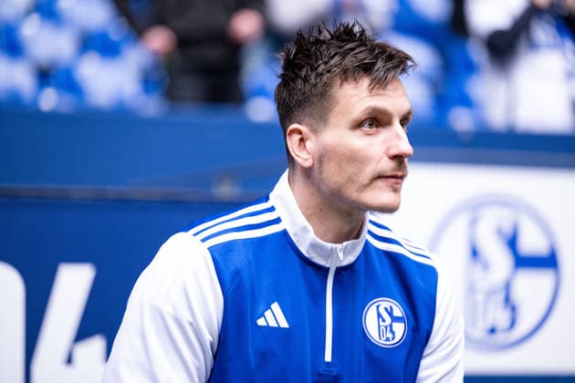 25.01.2026, Fussball, 2. Bundesliga, Saison 2025 2026, 19. Spieltag, FC Schalke 04 - 1. FC Kaiserslautern, Torwart Kevin Müller (FC Schalke 04) xRHR-FOTO YYx *** 25 01 2026, Football, 2 Bundesliga, Season 2025 2026, Matchday 19, FC Schalke 04 1 FC Kaiserslautern, Goalkeeper Kevin Müller FC Schalke 04 xRHR PHOTO YYx Copyright: KROEGER RHR-FOTOx RHR-FOTO YY