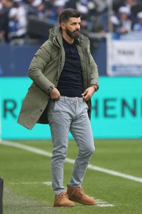 2 Bundesliga FC Schalke 04 1 FC Kaiserslautern on 25 01 2026 in the Veltins Arena at Schalke Coach Miron Muslic Schalke pensive MH
