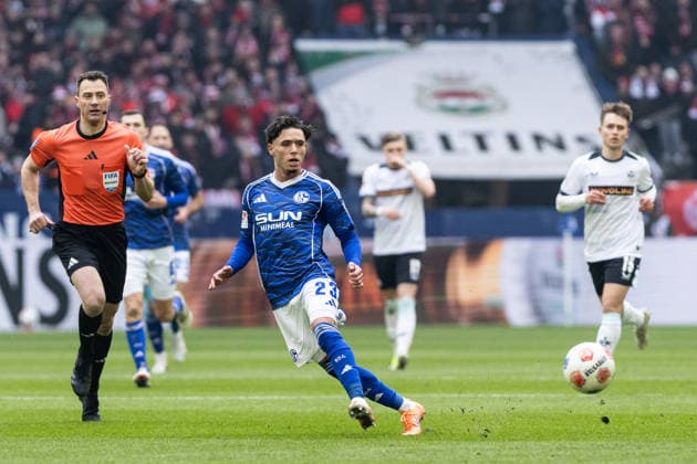 2 Soccer Bundesliga FC Schalke 04 1 FC Kaiserslautern 25 01 2026 Soufiane El Faouzi FC Schalke 04, 23 2 Soccer Bundesliga FC Schalke 04 1 FC Kaiserslautern Veltins Arena, Gelsenkirchen 25 01 2026 DFL regulations prohibit any use of photographs as image sequences and or quasi video Copyright: xBEAUTIFULxSPORTS Buriakovx