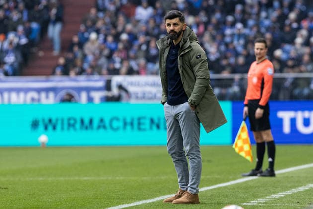2 Fußball Bundesliga FC Schalke 04 1 FC Kaiserslautern 25 01 2026 Miron Muslic FC Schalke 04, Head Coach 2 Fußball Bundesliga FC Schalke 04 1 FC Kaiserslautern Veltins Arena, Gelsenkirchen 25 01 2026 DFL regulations prohibit any use of photographs as image sequences and or quasi video Copyright: xBEAUTIFULxSPORTS Buriakovx