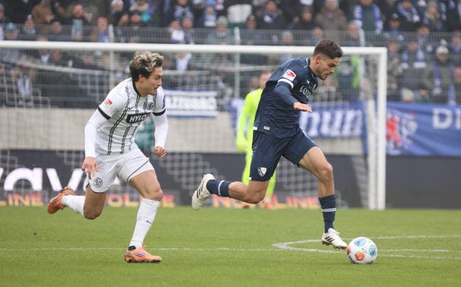 25 01 2026, Football, Men, 2 Bundesliga, Season 2025 2026, SV 07 Elversberg VfL Bochum 1848, Nicholas Mickelson SV 07 Elversberg Kjell Arik Wätjen VfL Bochum 1848 Elversberg Ursapharm Arena an der Kaiserlinde Saarland Germany DEU Copyright: xSebastianxBachx