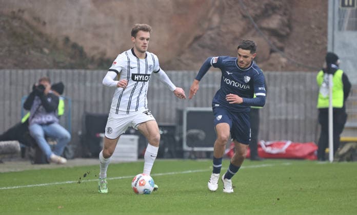 25 01 2026, Football, Men, 2 Bundesliga, Season 2025 2026, SV 07 Elversberg VfL Bochum 1848, Tom Zimmerschied SV 07 Elversberg Kjell Arik Wätjen VfL Bochum 1848 Elversberg Ursapharm Arena an der Kaiserlinde Saarland Germany DEU Copyright: xSebastianxBachx