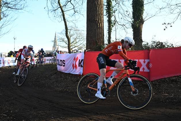 Dutch Puck Pieterse pictured in action during the women s elite race at the World Cup cyclocross cycling event in Hoogerheide, Netherlands, stage 12 (out of 12) of the UCI World Cup cyclocross competition, Sunday 25 January 2026. LUCxCLAESSEN  x158472227x