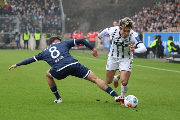 25 01 2026, Football, Men, 2 Bundesliga, Season 2025 2026, SV 07 Elversberg VfL Bochum 1848, Nicholas Mickelson SV 07 Elversberg , Kjell Arik Wätjen VfL Bochum 1848 Elversberg Ursapharm Arena an der Kaiserlinde Saarland Germany DEU Copyright: xSebastianxBachx