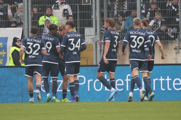 25 01 2026, Soccer, Men, 2 Bundesliga, Season 2025 2026, SV 07 Elversberg VfL Bochum 1848, Goal celebration to 0 1, Goalscorer Mats Pannewig VfL Bochum 1848 Elversberg Ursapharm Arena an der Kaiserlinde Saarland Germany DEU Copyright: xSebastianxBachx