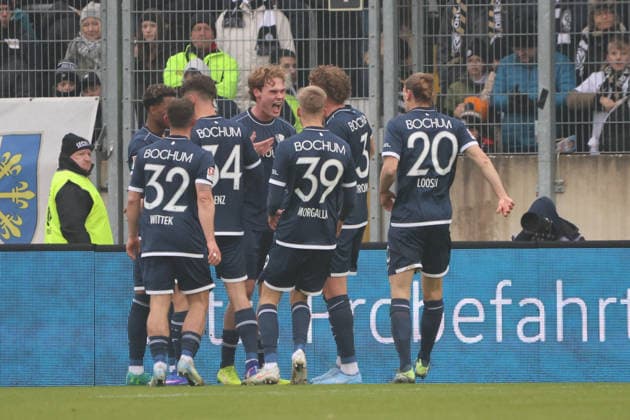 25 01 2026, Soccer, Men, 2 Bundesliga, Season 2025 2026, SV 07 Elversberg VfL Bochum 1848, Goal celebration to 0 1, Goalscorer Mats Pannewig VfL Bochum 1848 Elversberg Ursapharm Arena an der Kaiserlinde Saarland Germany DEU Copyright: xSebastianxBachx