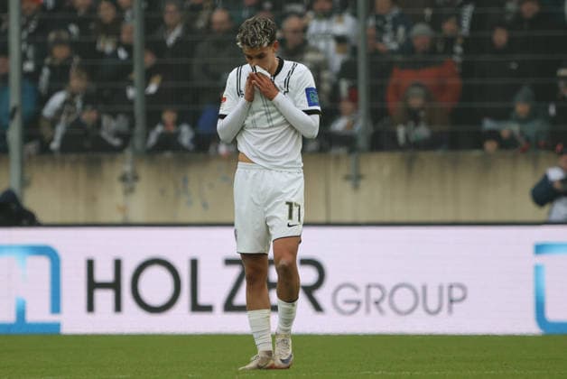 25 01 2026, Football, Men, 2 Bundesliga, Season 2025 2026, SV 07 Elversberg VfL Bochum 1848, Frederik Schmahl SV 07 Elversberg disappointed Elversberg Ursapharm Arena an der Kaiserlinde Saarland Germany DEU Copyright: xSebastianxBachx