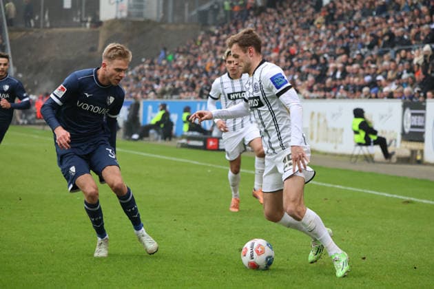 25 01 2026, Football, Men, 2 Bundesliga, Season 2025 2026, SV 07 Elversberg VfL Bochum 1848, Tom Zimmerschied SV 07 Elversberg , Leandro Morgalla VfL Bochum 1848 Elversberg Ursapharm Arena an der Kaiserlinde Saarland Germany DEU Copyright: xSebastianxBachx