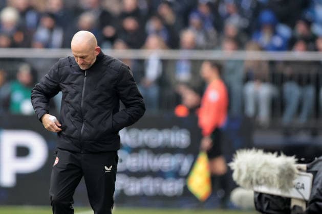Head coach Torsten Lieberknecht 1 FC Kaiserslautern at the match of the 2 Bundesliga season 2025 26 FC Schalke 04 1 FC Kaiserslautern Copyright Thomas Pakusch