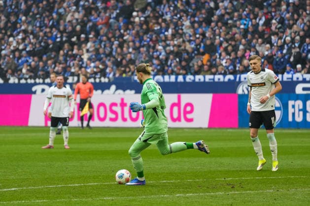 Germany Soccer 2 Bundesliga, Season 2025 26, Matchday 19 FC Schalke 04 vs 1 FC Kaiserslautern, 25 01 2026, Veltins Arena Gelsenkirchen, North Rhine-Westphalia Loris Karius FC Schalke 04, 1 Copyright: xLeonxFrickx