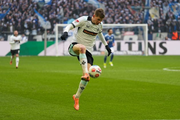 Germany Soccer 2 Bundesliga, Season 2025 26, 19 Matchday FC Schalke 04 vs 1 FC Kaiserslautern, 25 01 2026, Veltins Arena Gelsenkirchen, North Rhine-Westphalia Paul Joly 1 FC Kaiserslautern, 26 Copyright: xLeonxFrickx