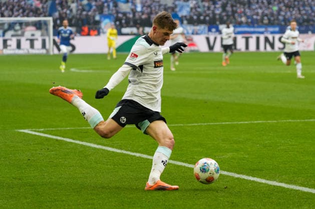 Germany Soccer 2 Bundesliga, Season 2025 26, 19 Matchday FC Schalke 04 vs 1 FC Kaiserslautern, 25 01 2026, Veltins Arena Gelsenkirchen, North Rhine-Westphalia Paul Joly 1 FC Kaiserslautern, 26 Copyright: xLeonxFrickx