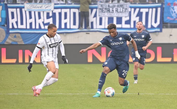 25 01 2026, Football, Men, 2 Bundesliga, Season 2025 2026, SV 07 Elversberg VfL Bochum 1848, Jan Gyamerah SV 07 Elversberg Farid Alfa Ruprecht VfL Bochum 1848 Elversberg Ursapharm Arena an der Kaiserlinde Saarland Germany DEU Copyright: xSebastianxBachx