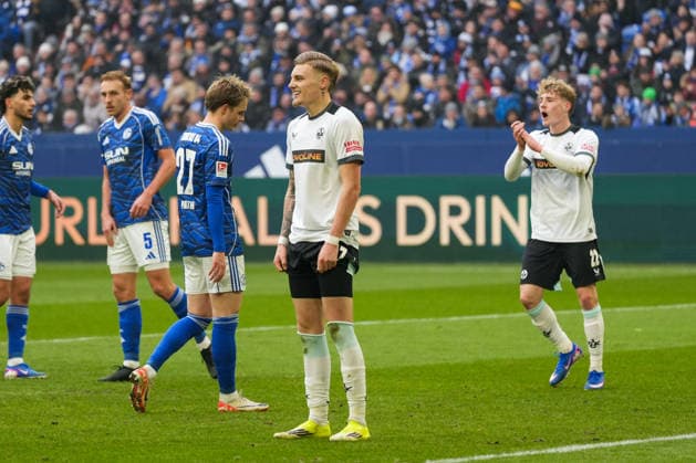 Germany Soccer 2 Bundesliga, Season 2025 26, 19 Matchday FC Schalke 04 vs 1 FC Kaiserslautern, 25 01 2026, Veltins Arena Gelsenkirchen, North Rhine-Westphalia Norman Bassette 1 FC Kaiserslautern, 17 Copyright: xLeonxFrickx