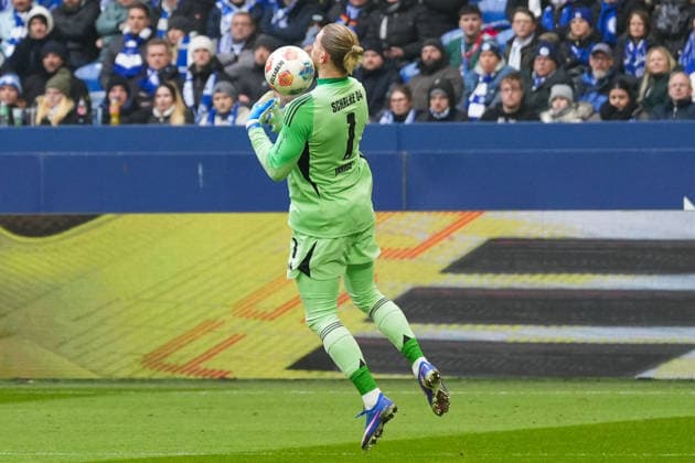 Germany Soccer 2 Bundesliga, Season 2025 26, Matchday 19 FC Schalke 04 vs 1 FC Kaiserslautern, 25 01 2026, Veltins Arena Gelsenkirchen, North Rhine-Westphalia Loris Karius FC Schalke 04, 1 Copyright: xLeonxFrickx