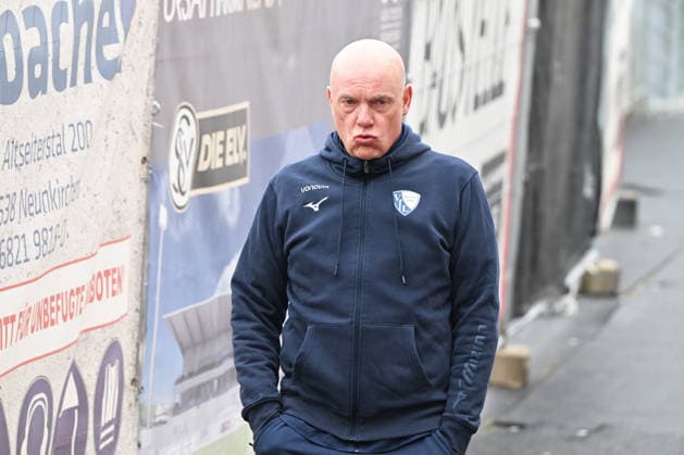 Soccer 2 Bundesliga Season 2025 26 25 01 2025 Ursapharm Arena SV Elversberg elv VfL Bochum bo Coach Uwe ROESLER VfL Bochum Soccer 2 Bundesliga SV Elversberg
