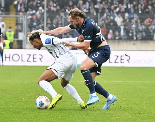 Soccer 2 Bundesliga Season 2025 26 25 01 2025 Ursapharm Arena SV Elversberg elv VfL Bochum bo Bambase CONTE SV Elversberg , li Philipp STROMPF VfL Bochum Soccer 2 Bundesliga SV Elversberg