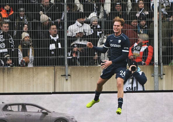 Soccer 2 Bundesliga Season 2025 26 25 01 2025 Ursapharm Arena SV Elversberg elv VfL Bochum bo Mats PANNEWIG VfL Bochum after his goal Soccer 2 Bundesliga SV Elversberg