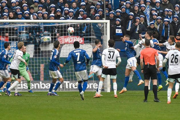 Ivan Prtajin Kaiserslautern 9 scores the goal to 0 1 25 01 2026 Soccer FC Schalke 04 vs 1 FC Kaiserslautern, Veltins Arena, Gelsenkirchen, DFB DFL REGULATIONS PROHIBIT ANY USE OF PHOTOGRAPHS AS IMAGE SEQUENCES AND OR QUASI VIDEO Copyright: xpepphotox xSaschaxWeizx pep00321, pep_20260125_hm_37397