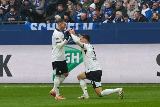 Germany Soccer 2 Bundesliga, Season 2025 26, Matchday 19 FC Schalke 04 vs 1 FC Kaiserslautern, 25 01 2026, Veltins Arena Gelsenkirchen, North Rhine-Westphalia Cheering goal celebration Emotions about the goal to 1 0 by Ivan Prtajin 1 FC Kaiserslautern, 9 Copyright: xLeonxFrickx